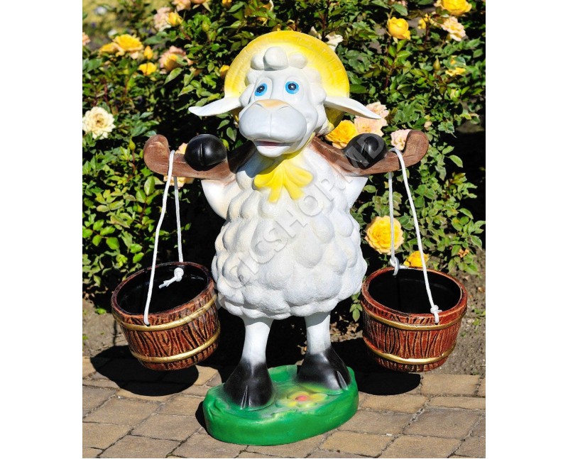 Восковая фигурка «Овца с вёдрами»